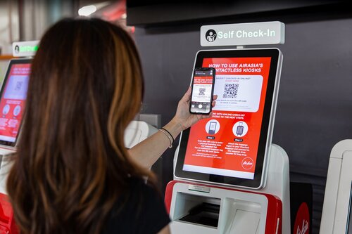 Photo1 AirAsiaContactlessKiosk - The rise of Self - Service Kiosks in Malaysia 